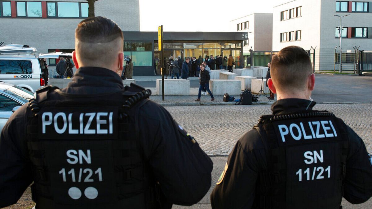 Németország tiltja a legnagyobb „Reichsbürger” csoportot, és négy vezetõjét letartóztatja