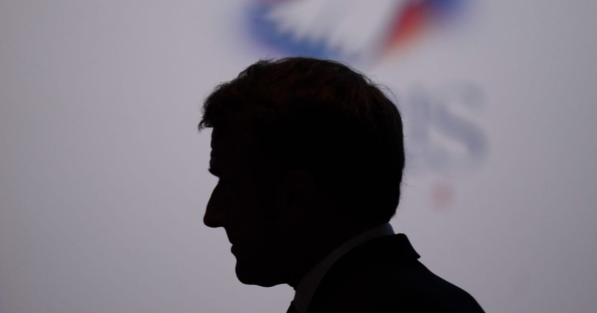 Macron csak visszanyerte a hatalmat, hogy felhívja a pillanatnyi választásokat. Merni fogja megint megcsinálni?