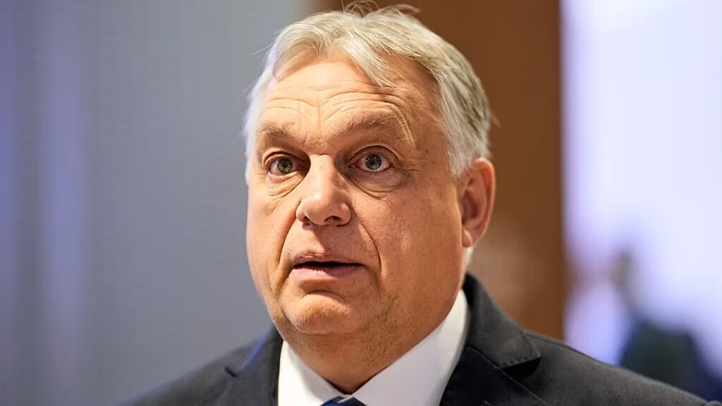Orbán Viktor miniszterelnök választási beavatkozással vádolja Ukrajnát, és nagykövetet hív be