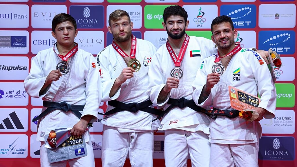 2. napi dráma Abu Dhabiban: Nagy győzelmek, ragyogó visszatérések és feltörekvő csillagok a Grand Slam-en