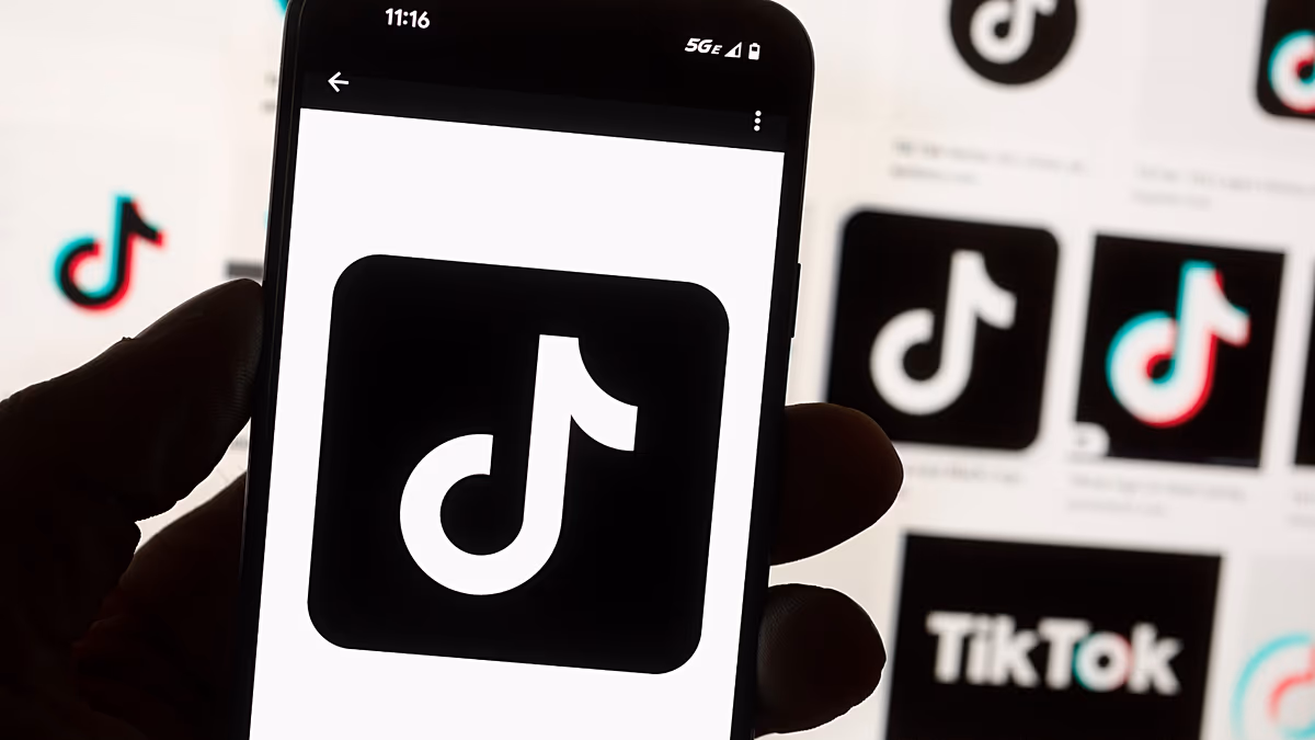 A TikTok eltávolítja a lengyel szélsőjobboldali vezető videóit, miután antiszemitizmussal kapcsolatos panaszok ritka lépésben történtek