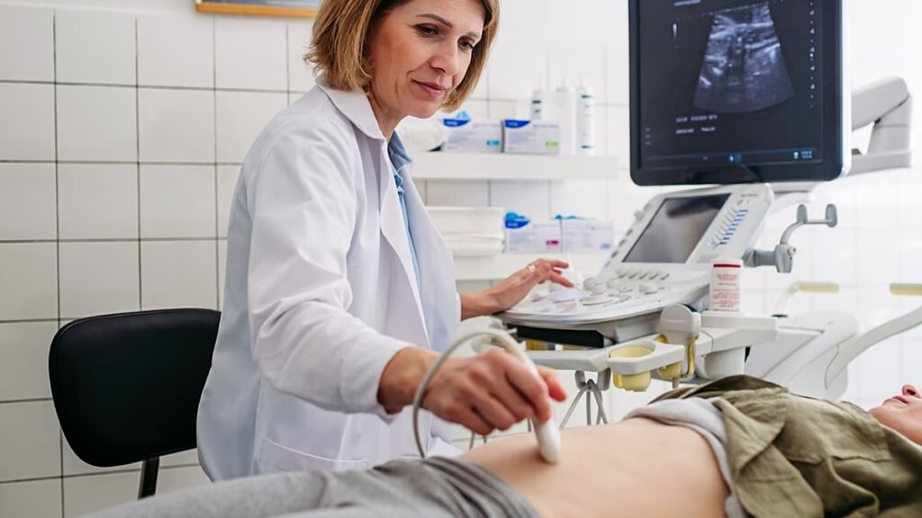 A mesterséges intelligencia által működtetett ultrahangok orvosi engedélyt kapnak. Így forradalmasíthatják a prenatális szűréseket