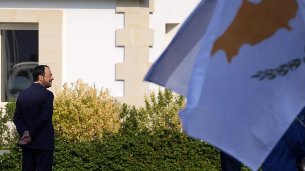 Lemondott a ciprusi elnök legfőbb helyettese, miután videót állít a kormány korrupciójáról