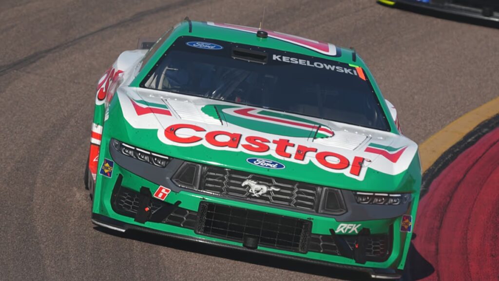 Valószínűtlen ágytársak: A Castrol-ügylet magántőkét vonz az iparba