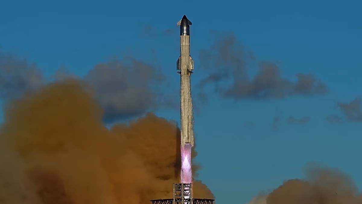 A SpaceX jégre helyezi a Mars-küldetés terveit, és ehelyett megfordul a holdvárosban