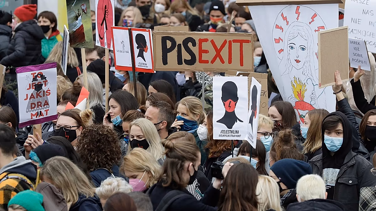 Az Európai Parlament uniós forrásokat kér a külföldön végzett abortuszok finanszírozására