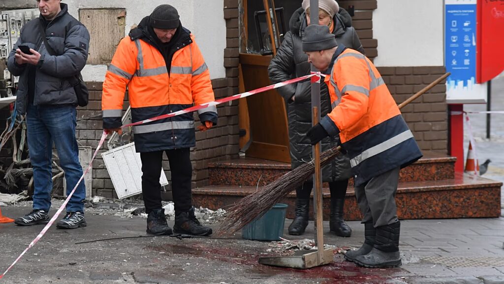 Ukrajna nyomozást folytat a halálos lvivi robbantásokban, amelyekben rendőr meghalt