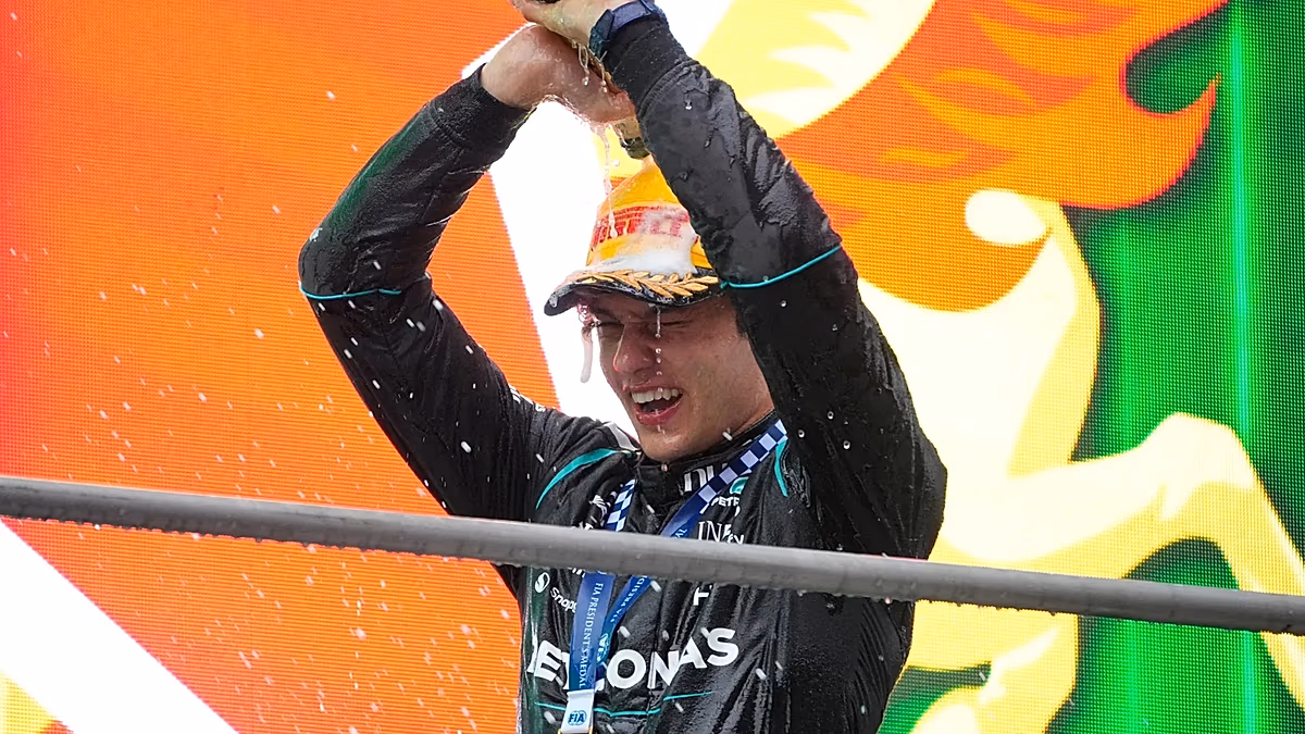 Kimi Antonelli megszerezte az első F1-győzelmet Kínában, és ezzel meghosszabbította a Mercedes indulását