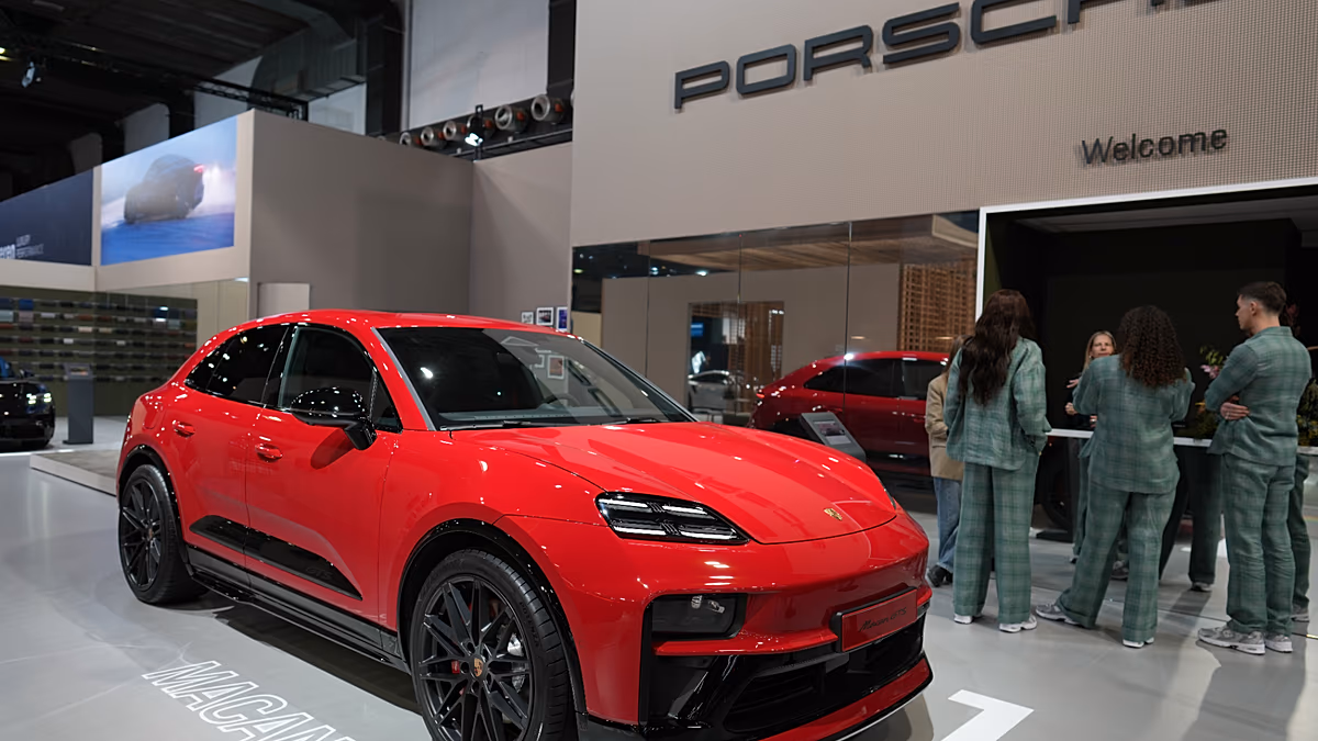 A Porsche AG 4,7 milliárd eurós leírása 98%-kal meghaladta a nyereséget az elektromos járművektől való elmozdulás közben