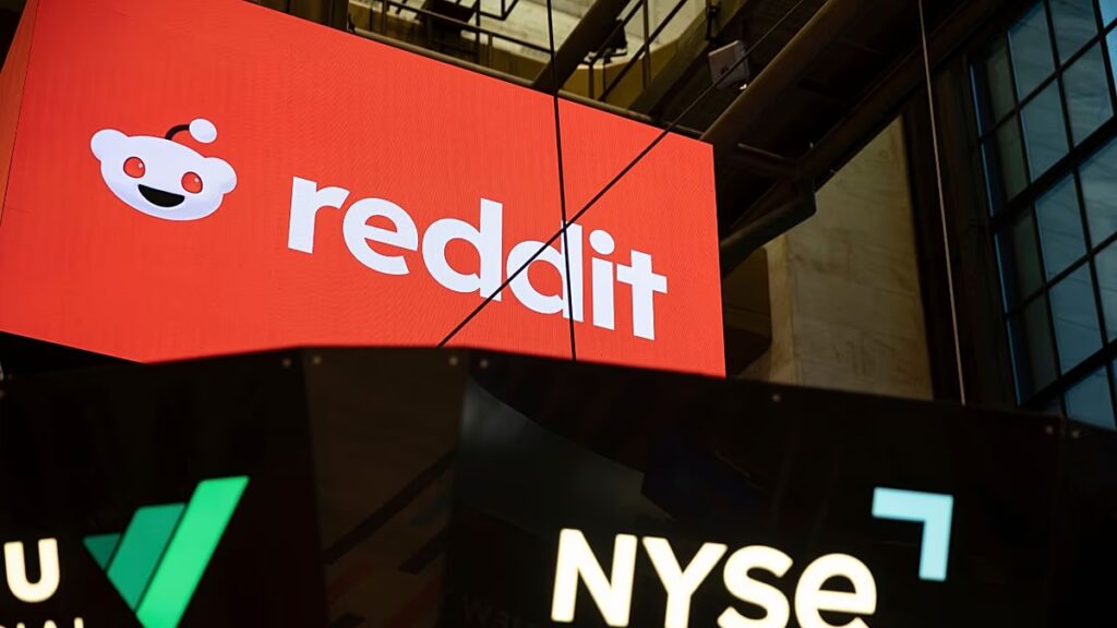 Egyre növekszik a Reddit: mi ez, és miért népszerűsíti az AI-keresés?