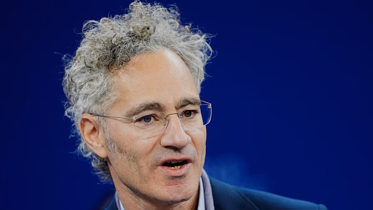„Egy szupergonosz csapongásai”: Palantir „kiáltványa” mesterséges intelligencia-fegyvereket és kulturális alsóbbrendűséget állít