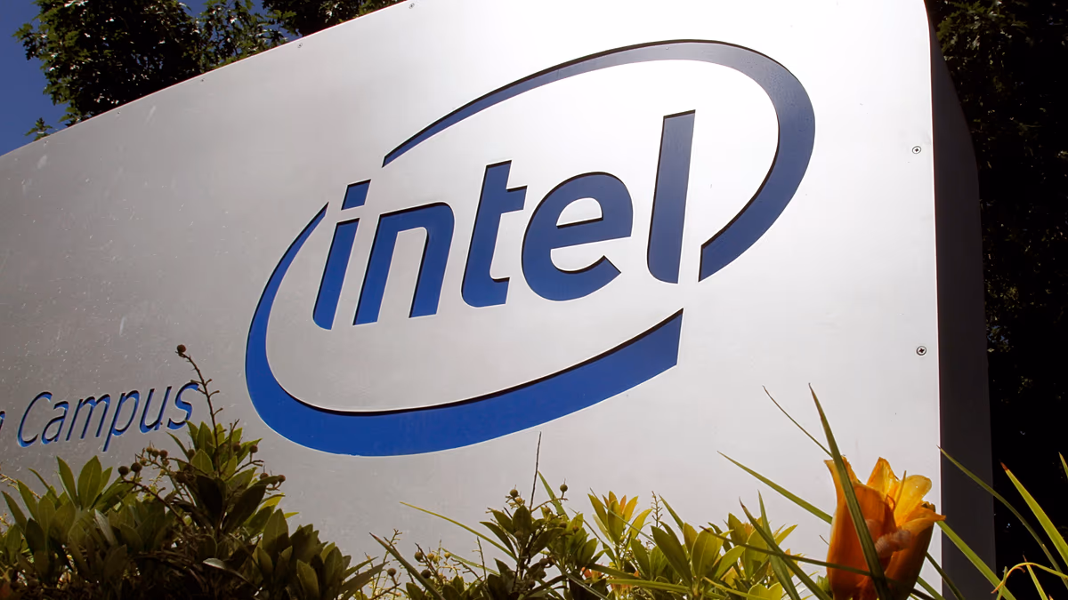 Az Intel részvényei 20%-ot szárnyalnak a bevételek emelkedése és a vártnál erősebb kilátások miatt