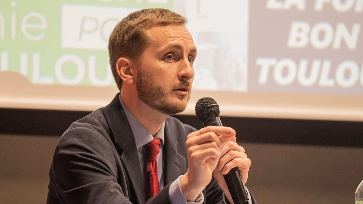 A francia önkormányzati választásokat külföldi beavatkozási vádak sújtották
