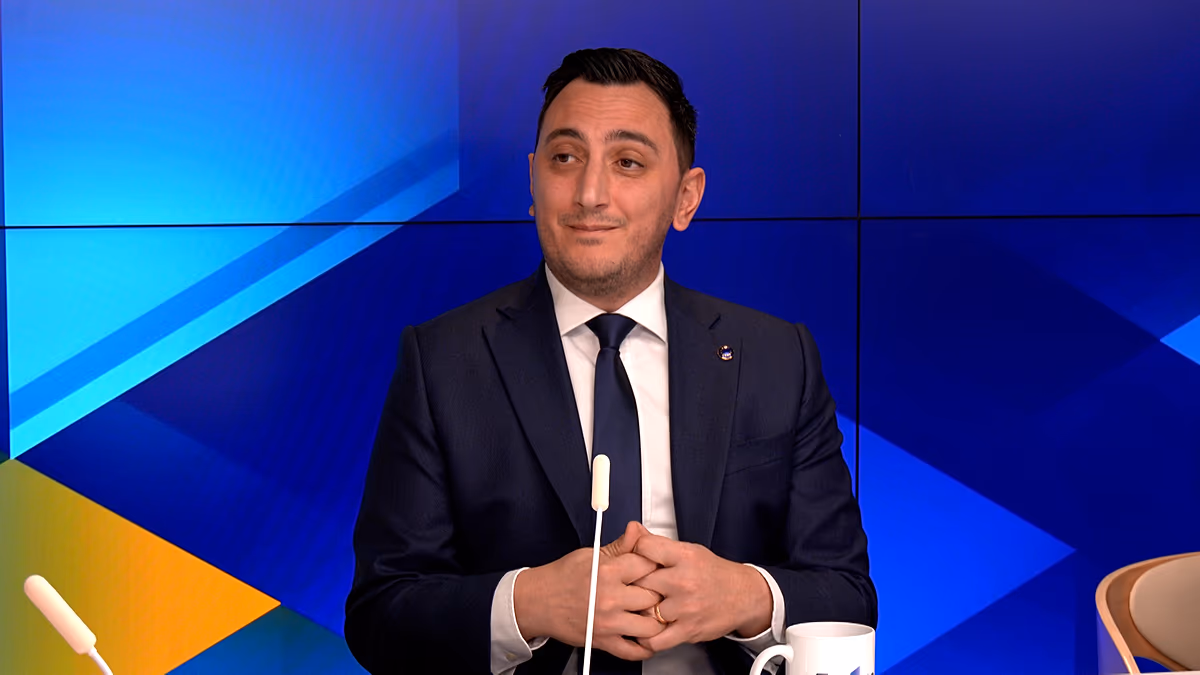 Az Európai Bizottság sportért felelős biztosa kijelentette, hogy "tiszteletben tartja" a NOB döntését az ukrán olimpikon eltiltásáról