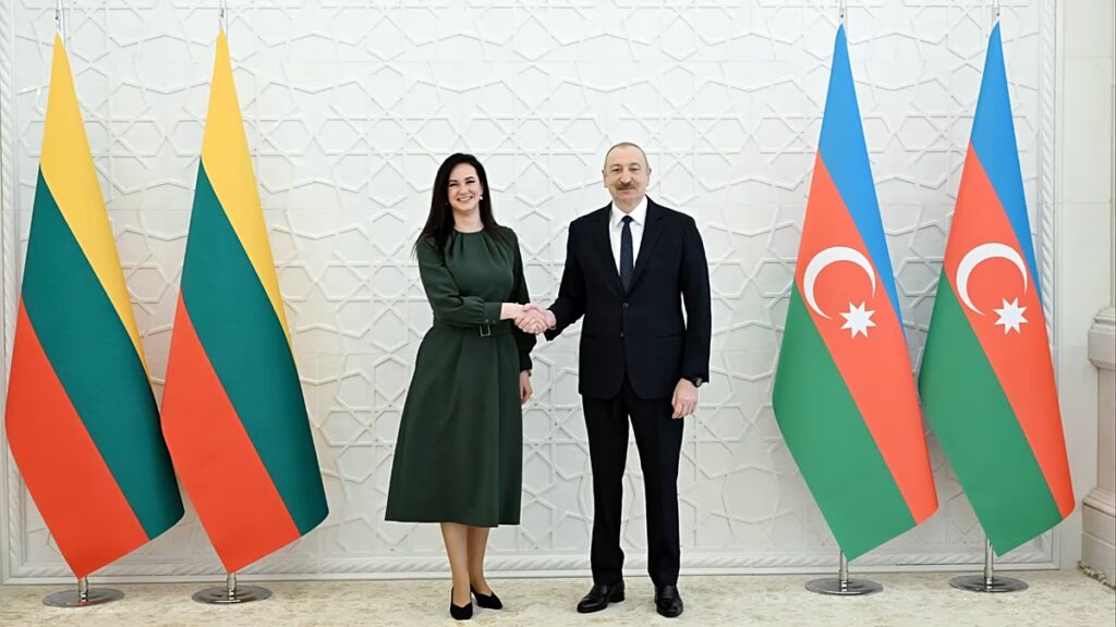Litvánia és Azerbajdzsán üzleti kapcsolatait az energiára, a kereskedelemre és az EU-kapcsolatokra összpontosítva bővíti