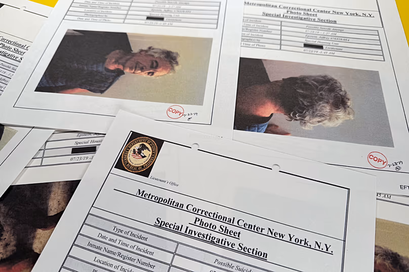 Egy dokumentum, amely az Egyesült Államok Igazságügyi Minisztériumának a Jeffrey Epstein-aktákról szóló kiadásában szerepelt, 2026. február 10.