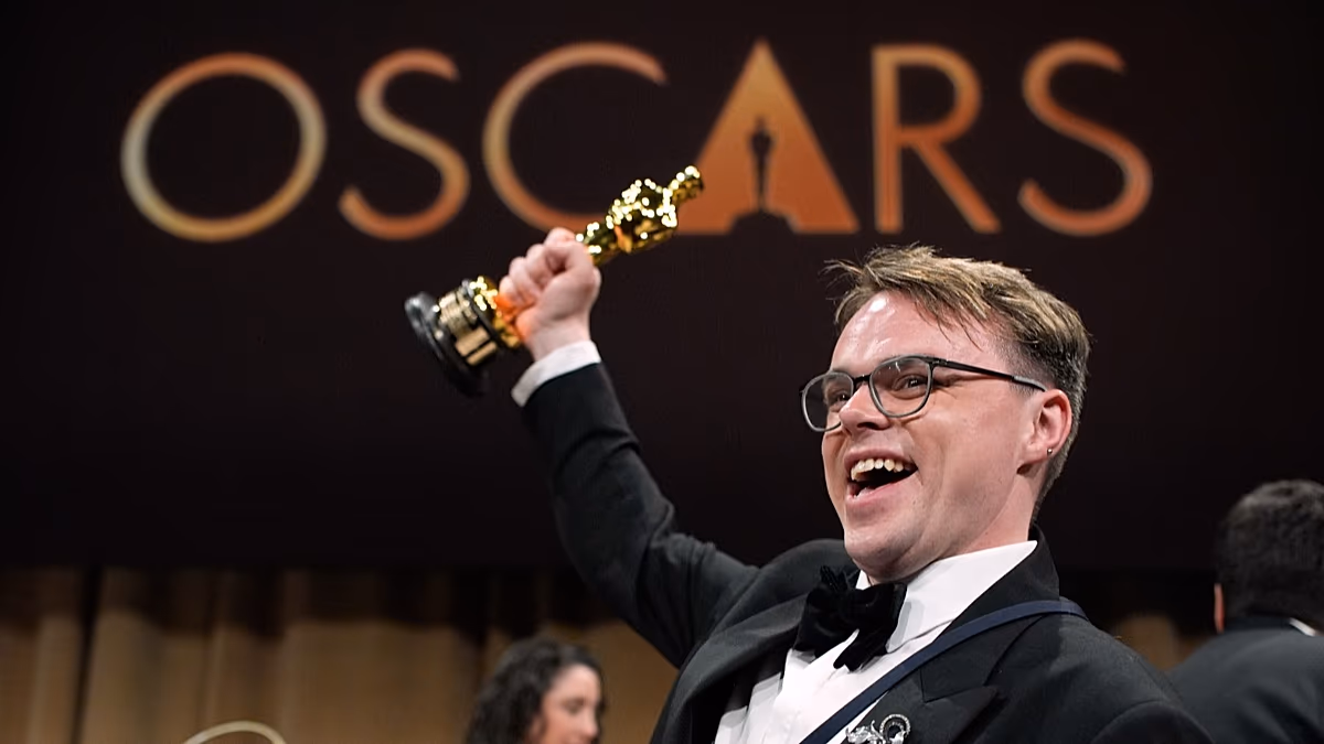 A „Mr Senki Putyin ellen” rendezőjének Oscar-díja elveszett, miután elkobozták az amerikai repülőtéren