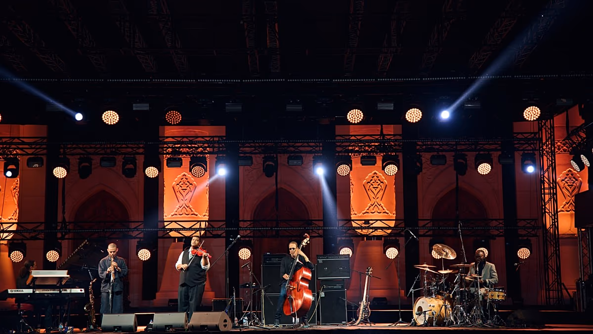 A szabadtéri jazz-estek világzenészeket és új közönséget egyesítenek Üzbegisztánban