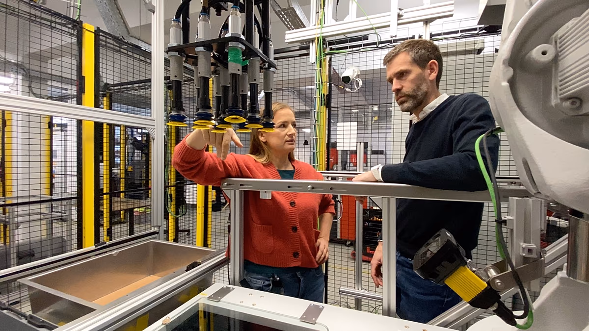 A robotokról és a férfiakról: Az európai mesterséges intelligencia által vezérelt technológia célja az e-kereskedelmi logisztika átdolgozása