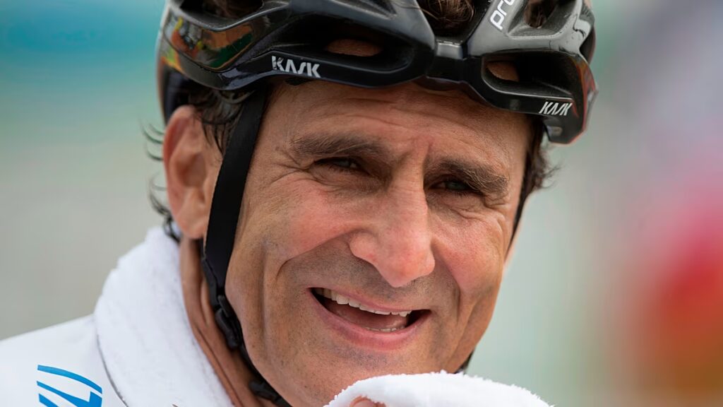 59 évesen elhunyt Alex Zanardi: volt F1-es pilóta és paralimpiai bajnok