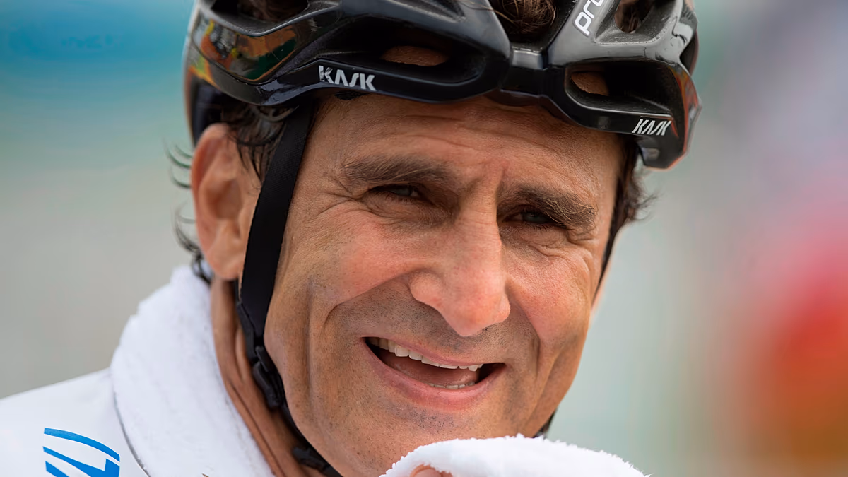 59 évesen elhunyt Alex Zanardi: volt F1-es pilóta és paralimpiai bajnok