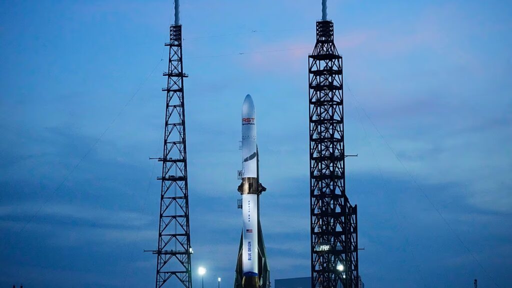 A Blue Origin rakéta felrobban a hajtómű kilövési tesztje során az indítóálláson