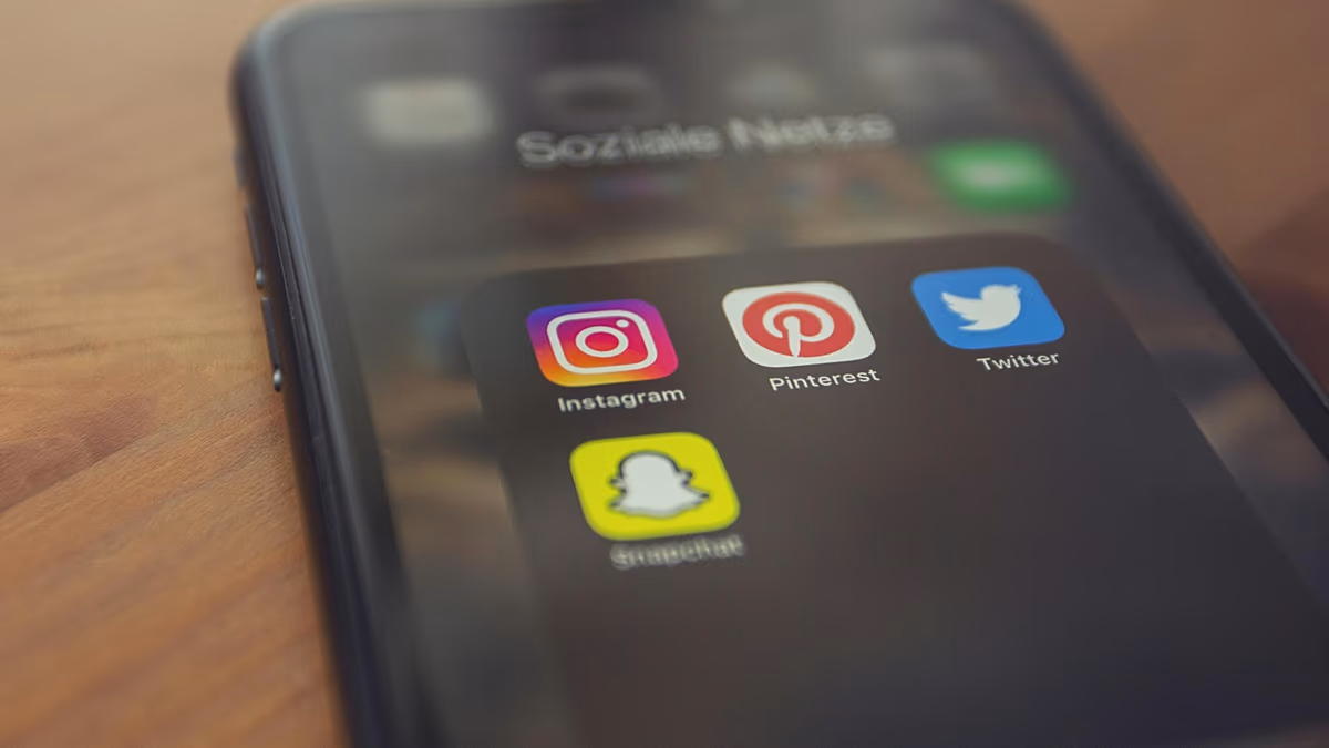 Az Egyesült Királyság rendőrfőnökei szerint az internet nem biztonságos a gyerekek számára