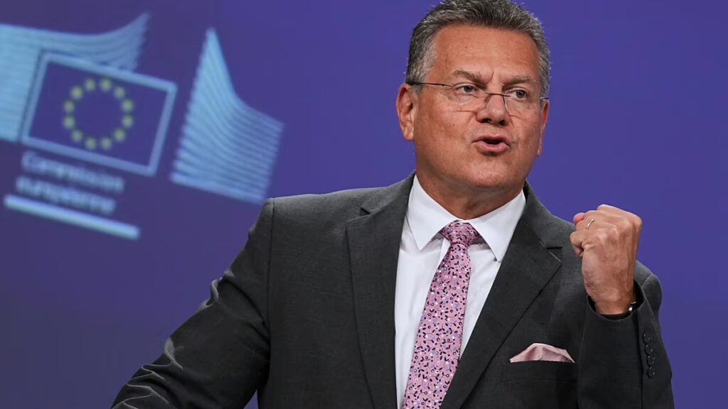Kizárólagos: az EU megfogadja, hogy foggal-körömmel küzd az európai iparért, miközben Kína megtorlással fenyeget