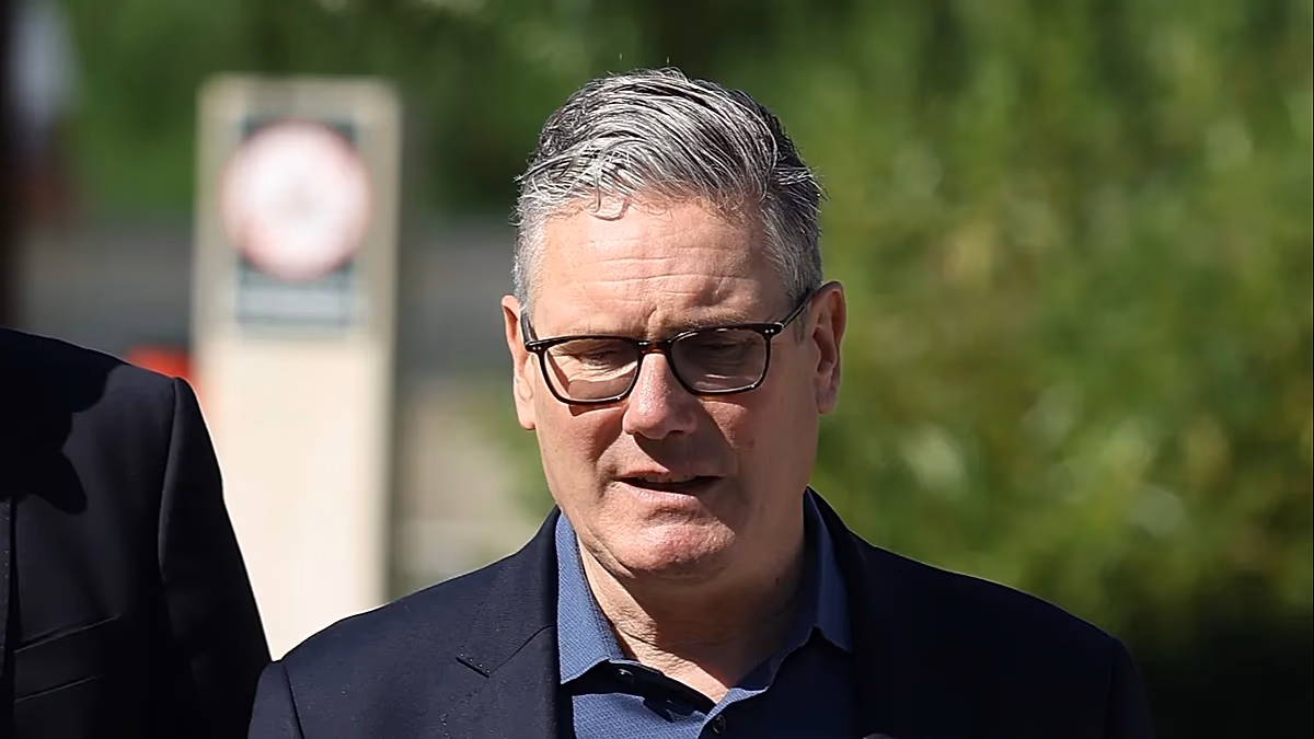 Starmer a „politikai valóságról” elmélkedik a közelgő lemondásról szóló jelentések közepette