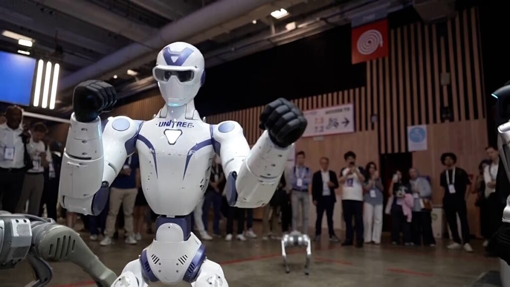 A humanoid robotok és az okosotthonok a mesterséges intelligencia középpontjába kerültek a párizsi VivaTech 2026 rendezvényen