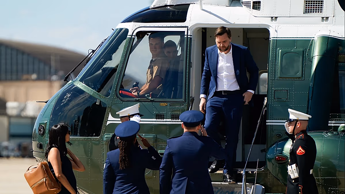 Amerikai és iráni delegáció érkezett Svájcba a béketárgyalásokra