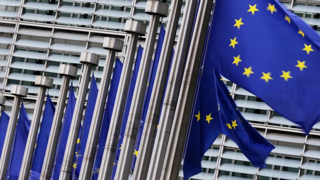 Az EU felhő- és mesterségesintelligencia-fejlesztési törvénye vegyes fogadtatásban részesül