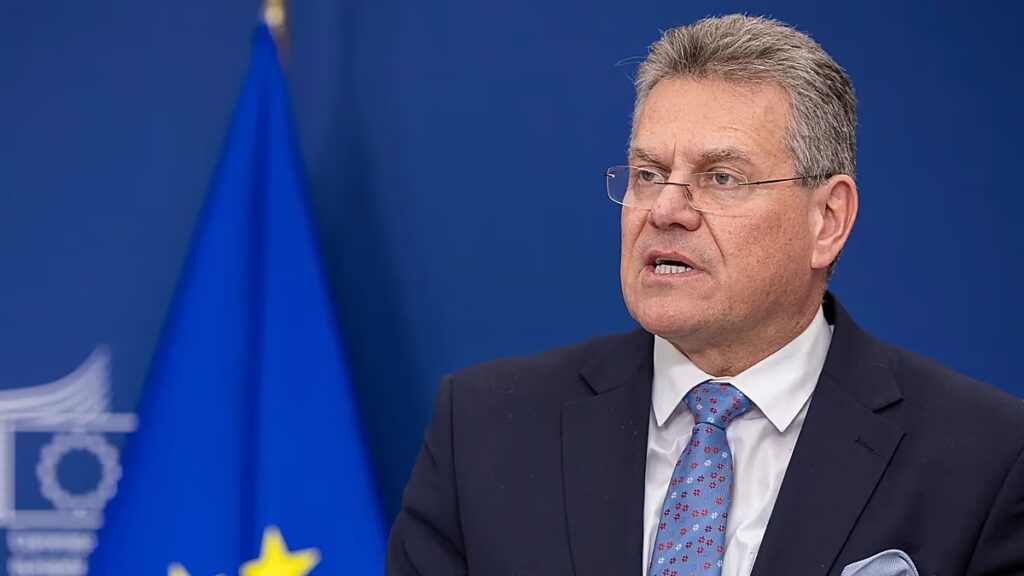 Az EU kereskedelmi főnöke találkozik kínai megbízottjával a heves kereskedelmi feszültségek közepette