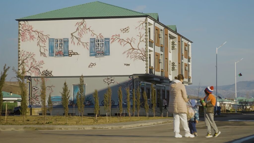Mit taníthat a konfliktus utáni újjáépítés a jövő várostervezőinek?