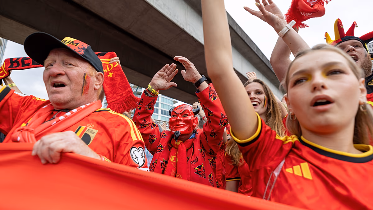 „Nem normális”: a belga szurkolók reagálnak a FIFA Balogun-piros lapjára