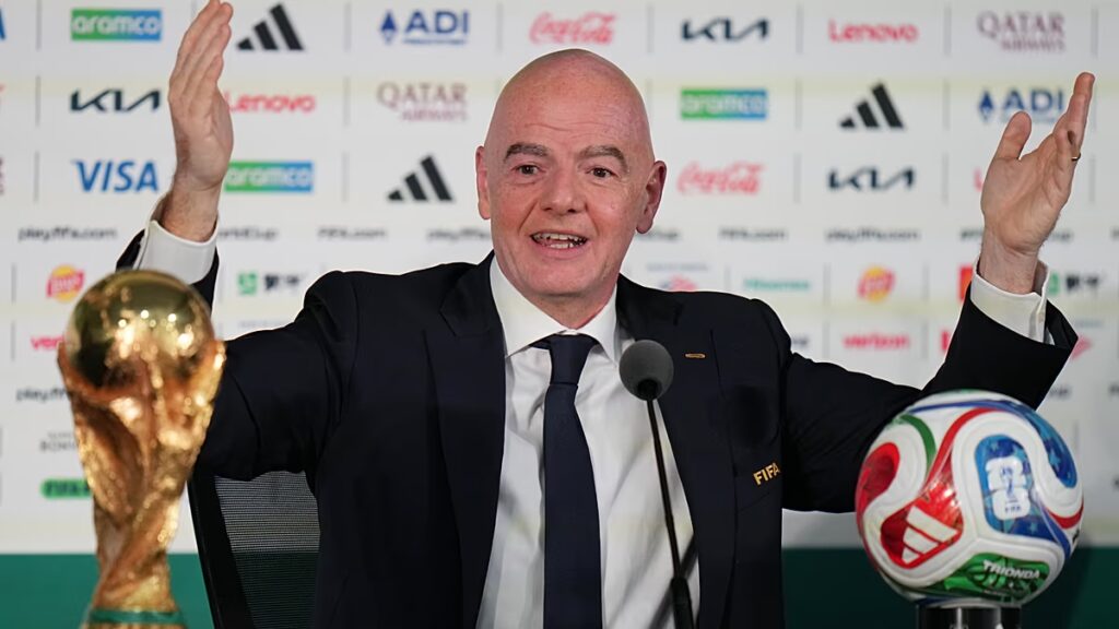Tények ellenőrzése: A FIFA-főnök, Infantino vizsgálatot az európai parlamenti képviselők kérték, nem az egész parlament