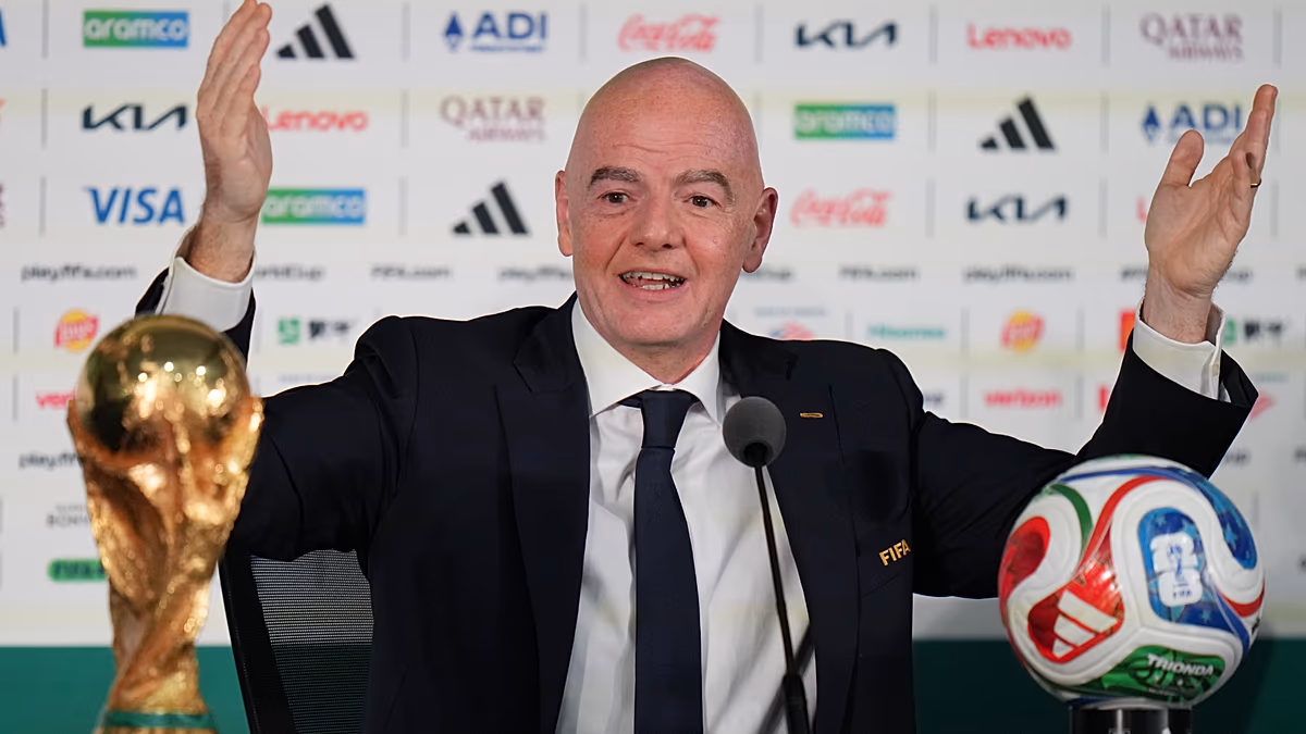 Tények ellenőrzése: A FIFA-főnök, Infantino vizsgálatot az európai parlamenti képviselők kérték, nem az egész parlament