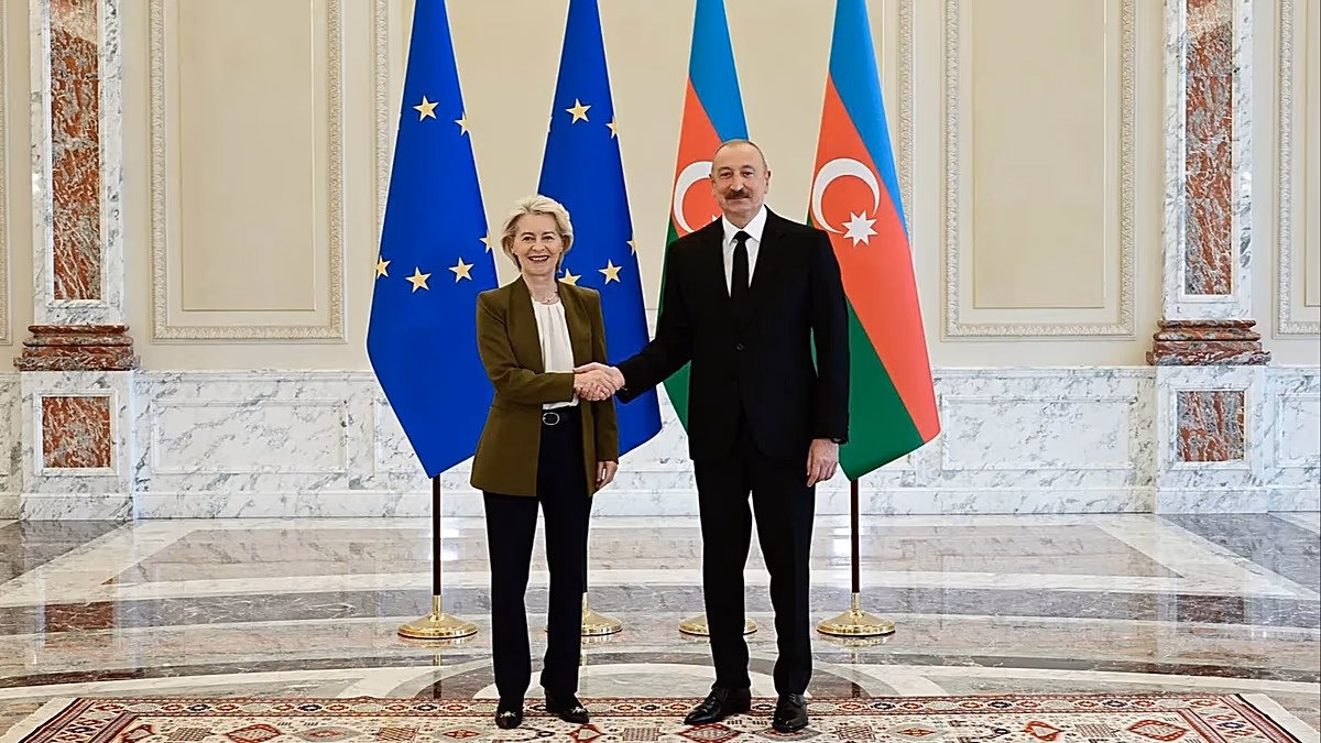 Az EU Dél-Kaukázustól várja a megoldásokat, miközben von der Leyen Aliyev elnökkel tárgyal