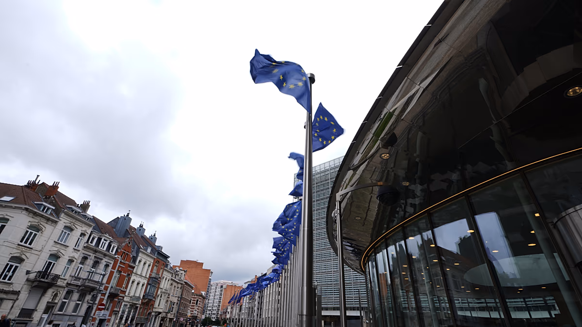 Az EU fővárosai lemaradnak Brüsszeltől a személyzet és a technológia terén