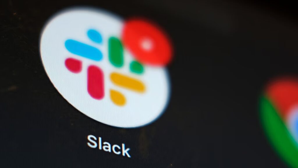Felejtsd el a Slacket és a Teamst – a következő munkahelyi csevegésed jöhet a mesterséges intelligencia munkatársaival