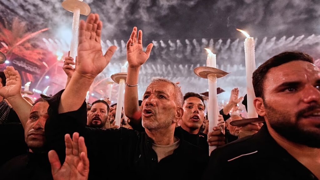 Irak: A karbalai Ashoura síita zarándokok ezreit vonzza rituálékra