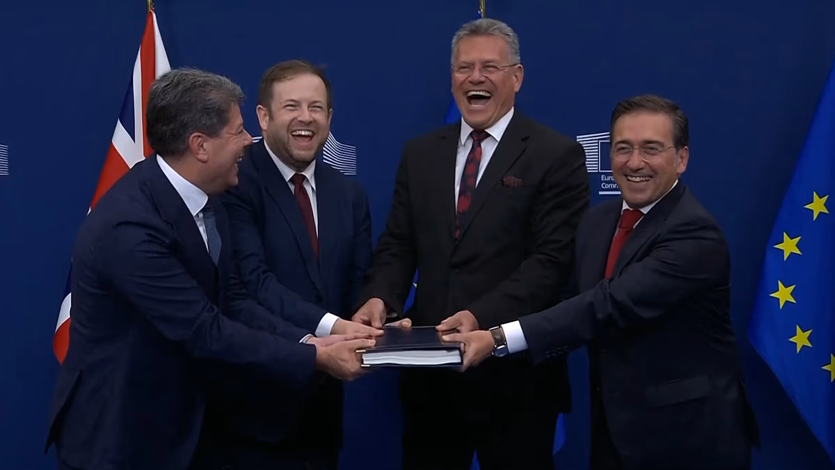 Spanyolország ratifikálja a gibraltári megállapodást, de ragaszkodik ahhoz, hogy a terület feletti szuverenitási igények ne változzanak